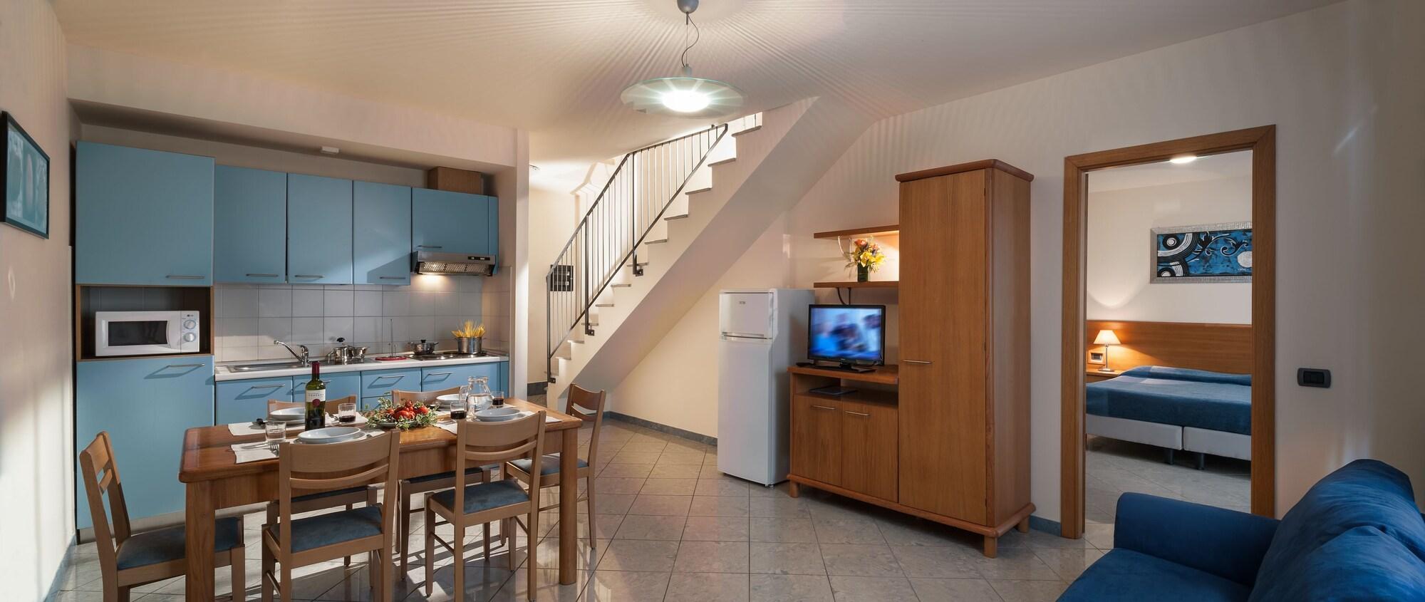 Continental Resort Тирения Екстериор снимка